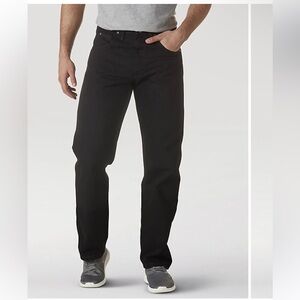 Wrangler relaxed fit black jeans NWT 48x36